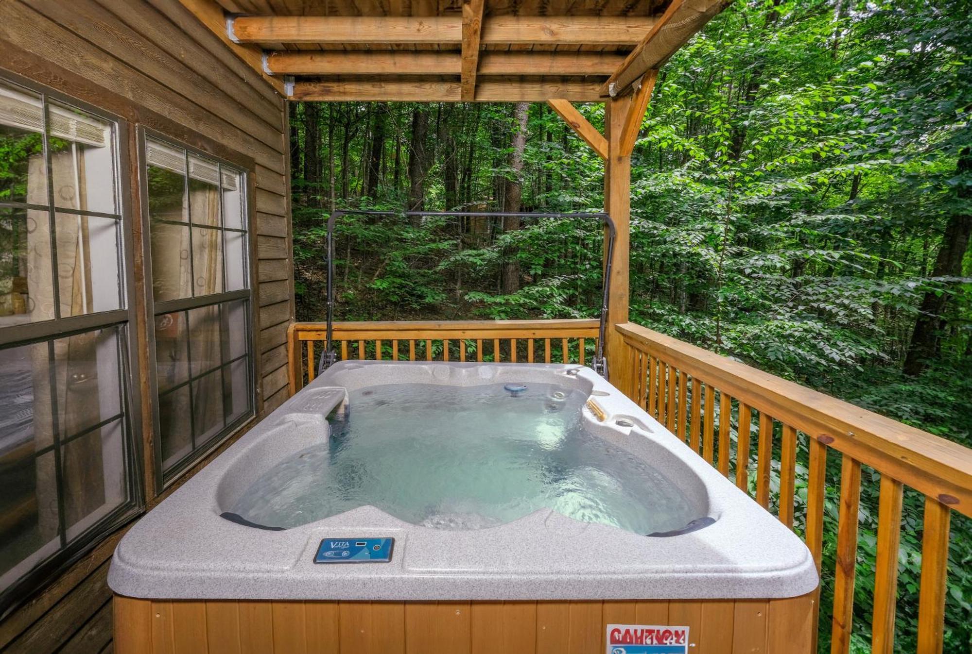 The Tree House Villa Гетлинбург Екстериор снимка
